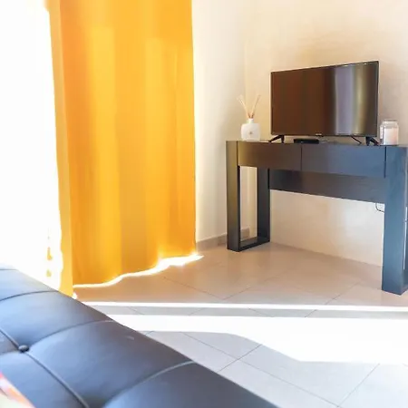 Sofiamarholidays -casa Flamingo 公寓